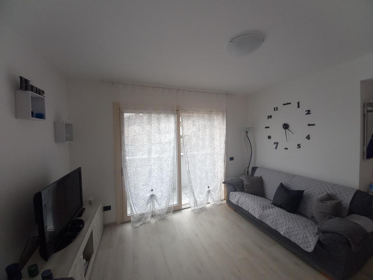 דירות דומאסו Casa Al.Ma מראה חיצוני תמונה